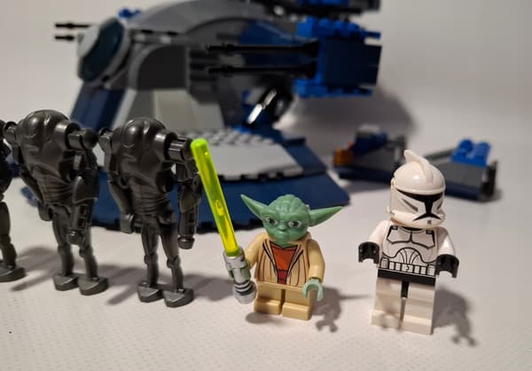 LEGO Star Wars: 8018 – Armoured Assault Tank (AAT)