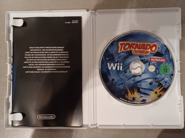 Tornado Outbreak, Wii, no instruction booklet