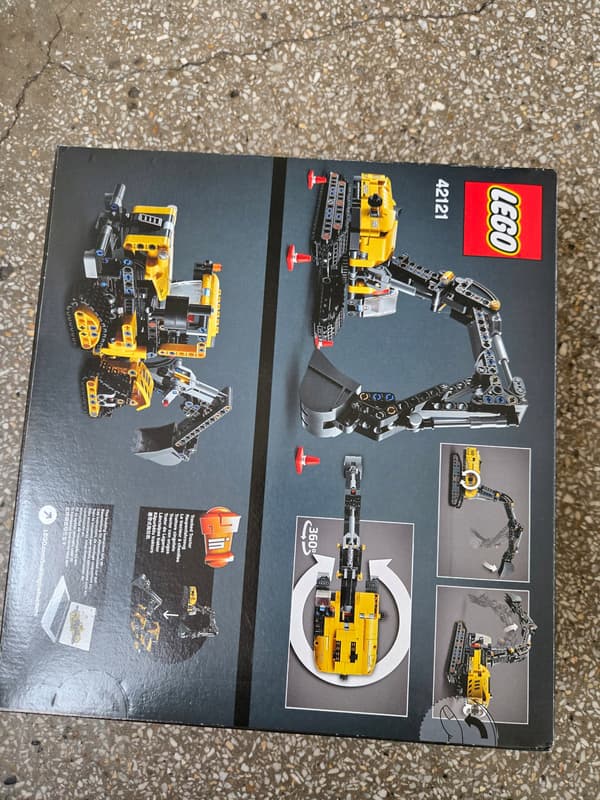 LEGO Technic 42121 Heavy-duty excavator