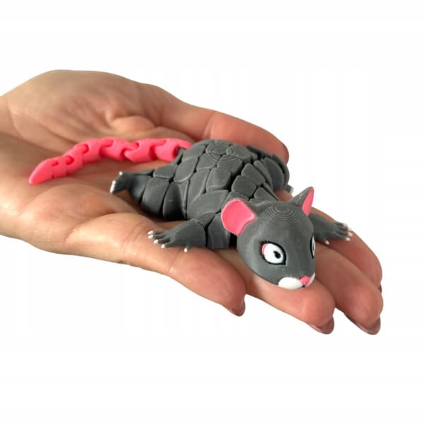 3D segmented mouse – a movable figurine, absolutely adorable! A toy, a gift