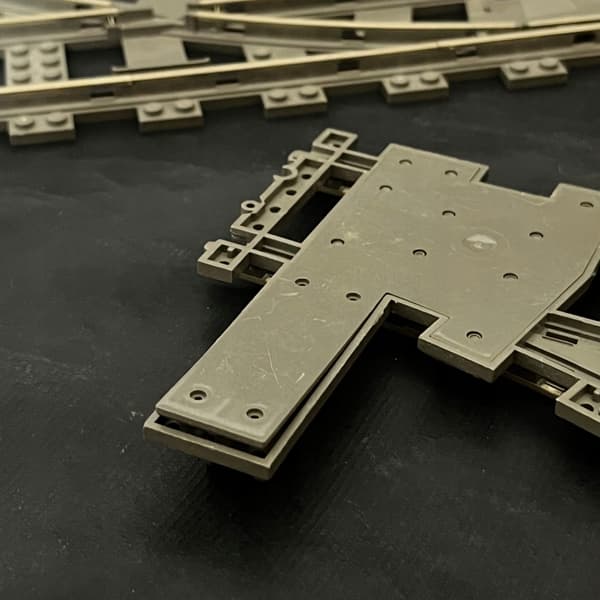 4531 LEGO 9V Switches