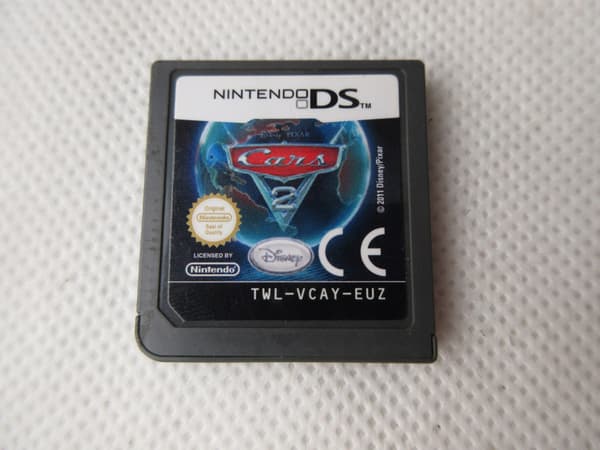 CARS 2 GAME FOR NINTENDO DS (ORIGINAL)