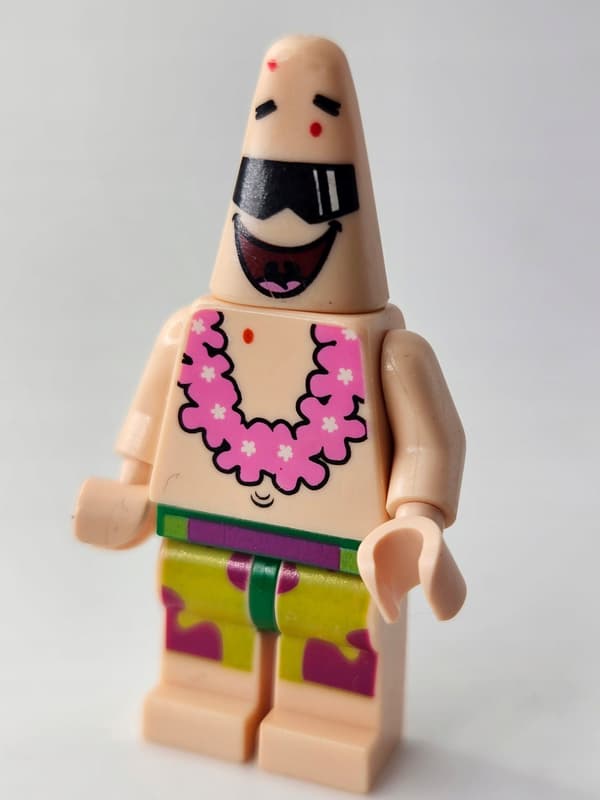 LEGO SpongeBob SquarePants figure bob037 Patrick – Pink Lei /