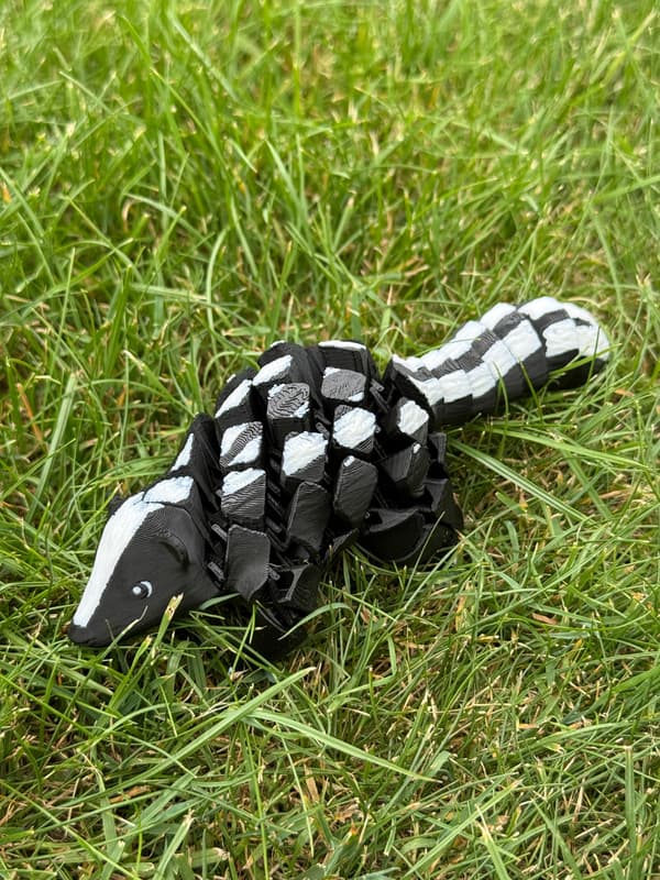 Skunk 3D moving segmented figurine, decorative item, gift, toy