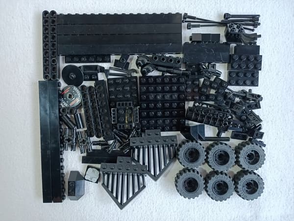 LEGO Space Police 5985 Central