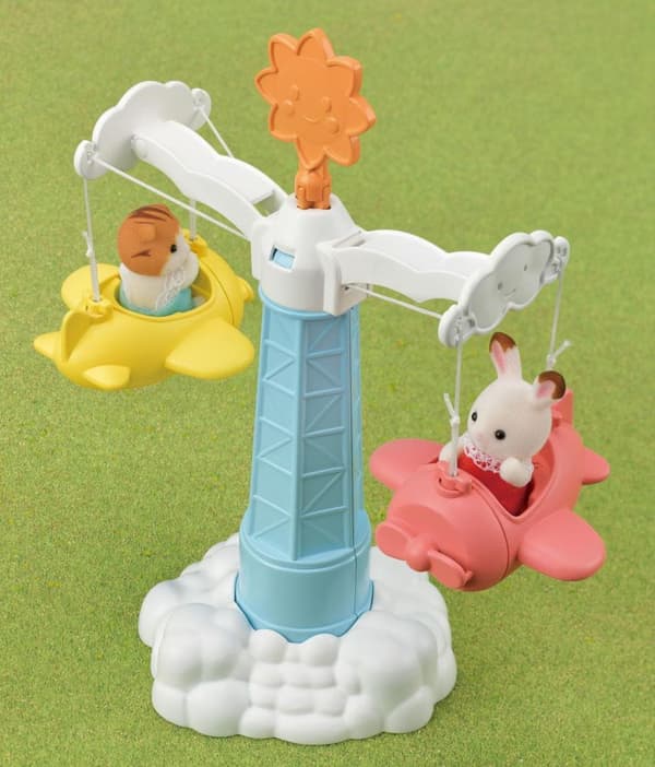 Sylvanian Preschool Carousel + Playground Kitten Figure 5334