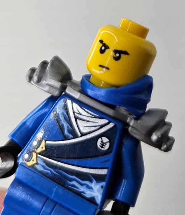 LEGO NINJAGO minifigure njo0103 njo103 Jay (Techno Robe) DEFECT /