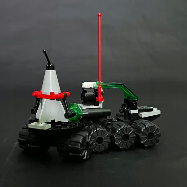 6852 LEGO Space Police Vehicle