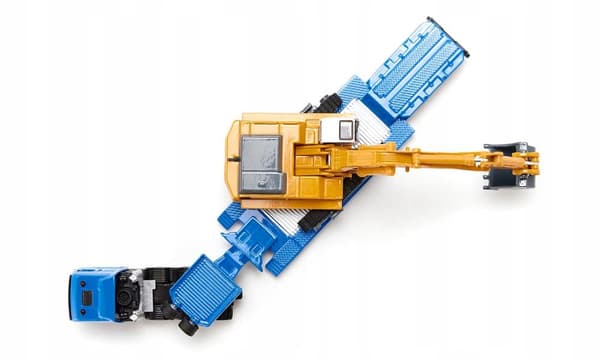Siku S1847 flatbed lorry with excavator