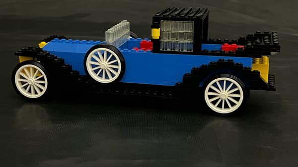 391 LEGO Blue Renault