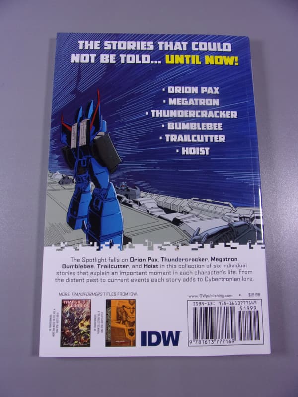 THE TRANSFORMERS: DARK PRELUDE, 2013, English-language edition