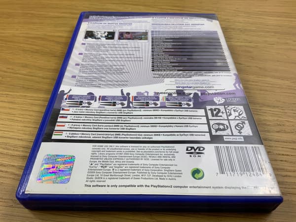 SINGSTAR QUEEN – ‘Ideal’ set – includes Z, PL and PS2