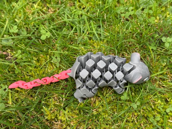 3D segmented mouse – a movable figurine, absolutely adorable! A toy, a gift
