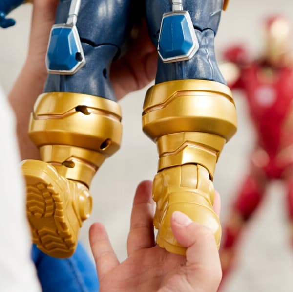 DISNEY THANOS AVENGERS Figurine