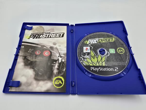 PLAYSTATION 2 NEED FOR SPEED PRO STREET