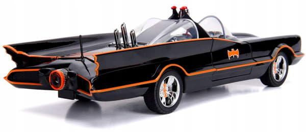 BATMAN BATMOBILE WITH LIGHTS AND JADA FIGURES