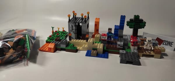 LEGO Minecraft: 21116 – Creative Workshop