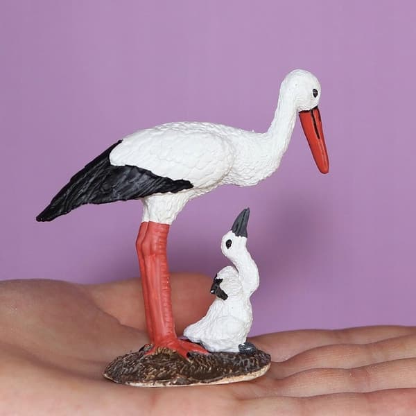 STORK WITH A CHICK [FIGURINE]
