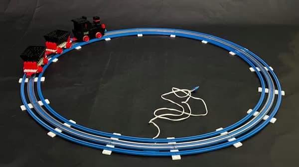 722 LEGO Electric Train with Carriages