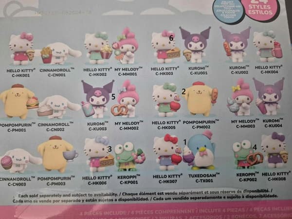 Hello Kitty figurine, set of 2