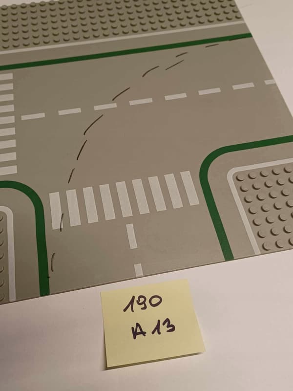 190A13. LEGO thin building plate, 32x32, damaged