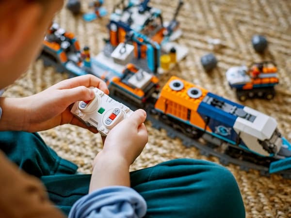 LEGO City 60470 Arctic Explorers’ Polar Express