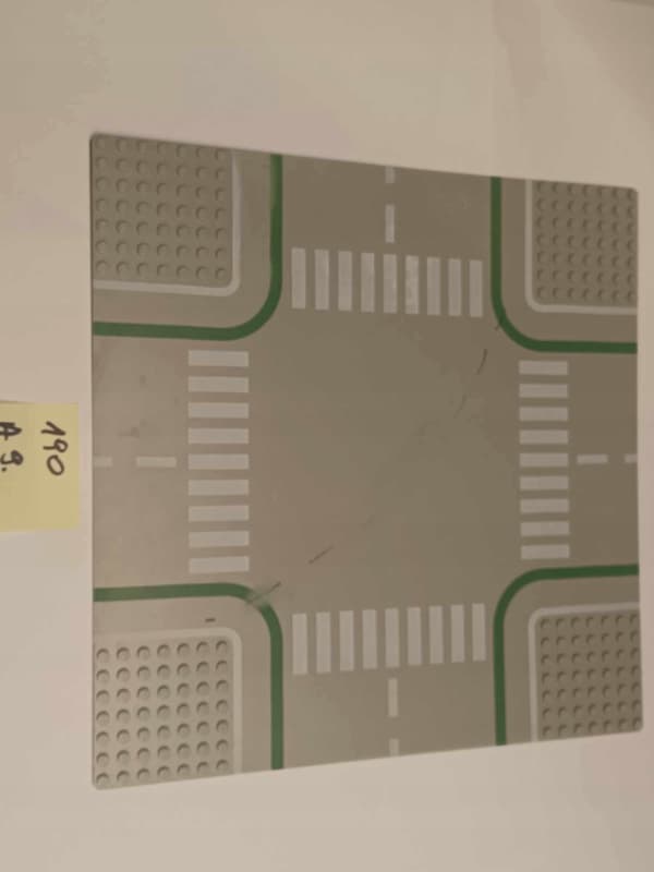 190A9. LEGO thin building plate 32x32, damaged 2360