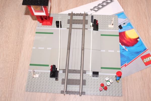 LEGO CITY TOWN TRAIN 4539 UNIQUE INSTRUCTIONS