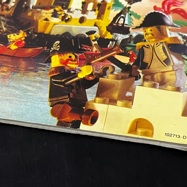6255 LEGO Pirates Comic
