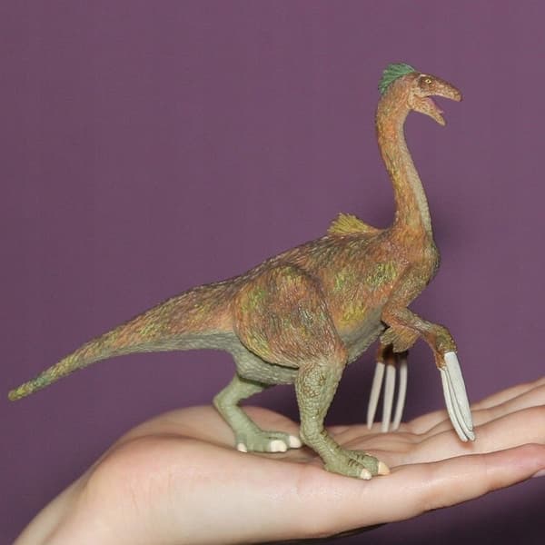 Terizinosaur L dinosaur