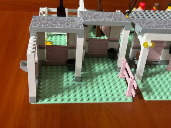 LEGO 6419 Town Paradisa Rolling Acres Ranch Stable with Paddock + poster