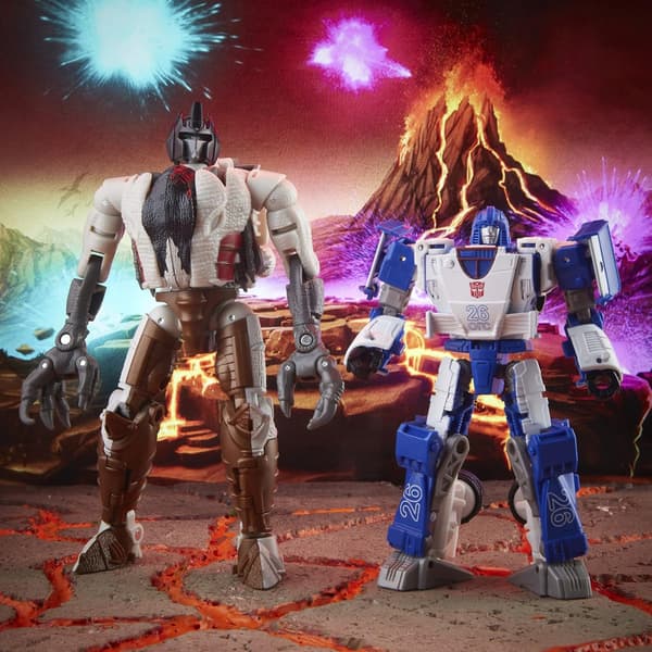 TRANSFORMERS KINGDOM WAR FOR CYBERTON Deluxe Autobot Mirage, Maximal Grimlock
