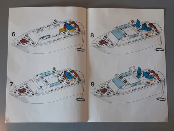 LEGO 4011 Cabin Cruiser (No. 2)