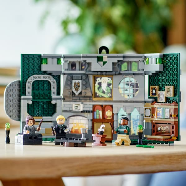 LEGO Harry Potter 76410 Slytherin Flag