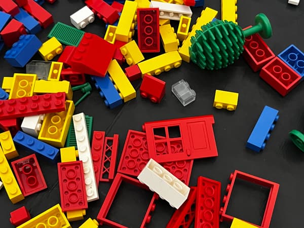 530 LEGO Universal Building Set