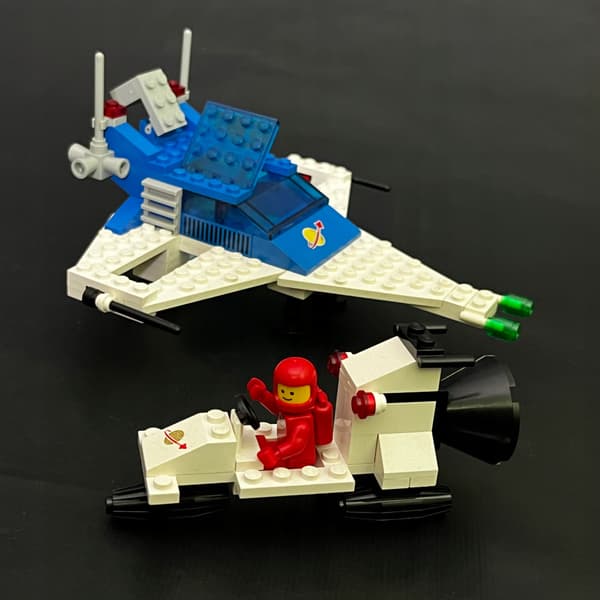 6890 LEGO Space Cruiser