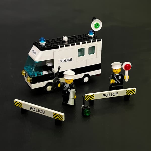 6676 LEGO Police Command Vehicle