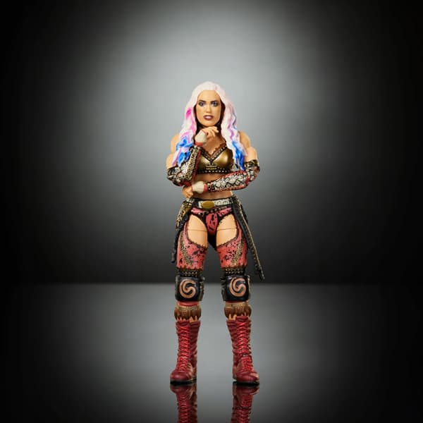Mattel WWE Elite Giulia action figure, 15 cm
