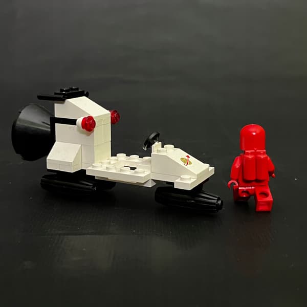 6890 LEGO Space Cruiser