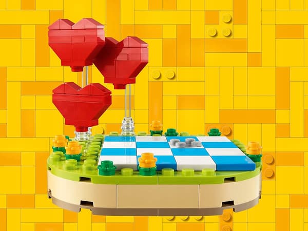 LEGO Creator 40462 Valentine’s Day Bear (((( dented box ))))