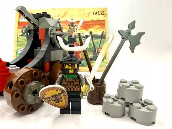 LEGO Castle Set 6032 Catapult Crusher + instructions