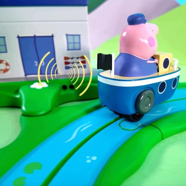 Peppa Pig Train Set, Race Track, Figures, Peppa’s Red Car, Sounds