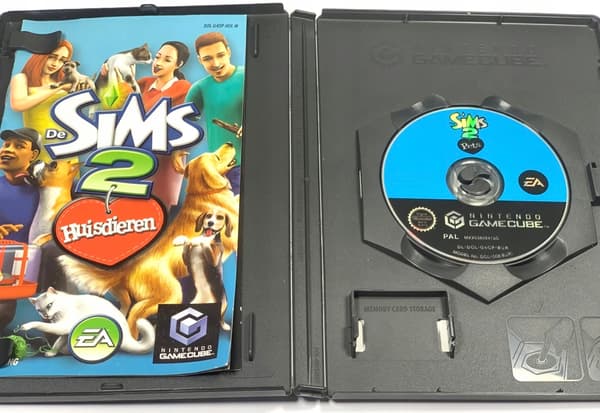The Sims 2 Pets for Nintendo GameCube
