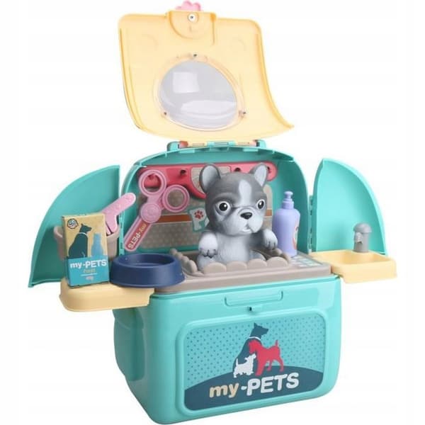 HM Studio: Pet in a rucksack – kitten