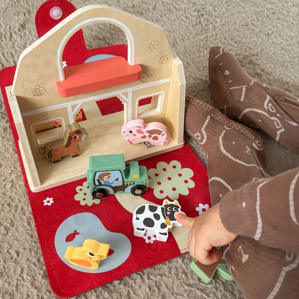 WOODEN FOLDABLE TOY FARM IN A SUITCASE