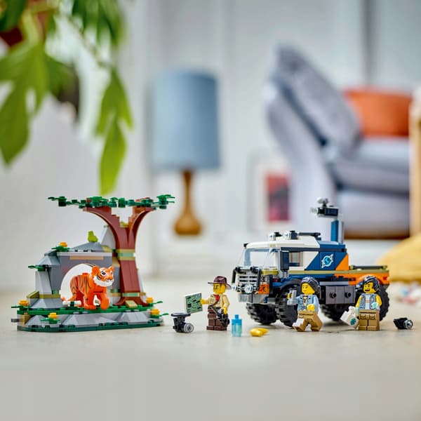 LEGO City Jungle Explorer’s Off-Roader 60426