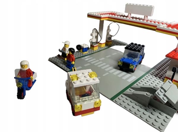 6371 LEGO Shell Station