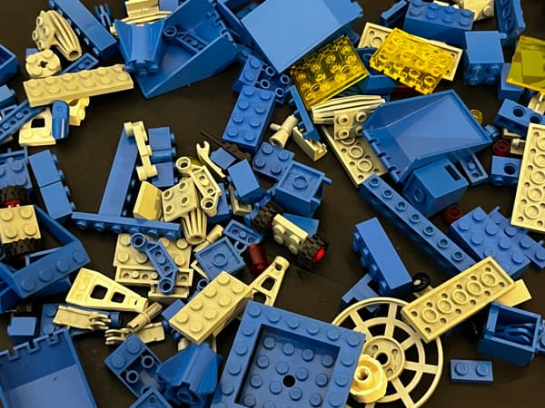 6951 LEGO Space Command Centre