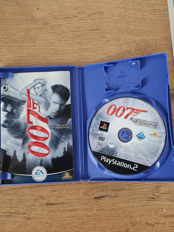 James Bond 007: Everything or Nothing PS2 PlayStation 2 (PS2) boxed