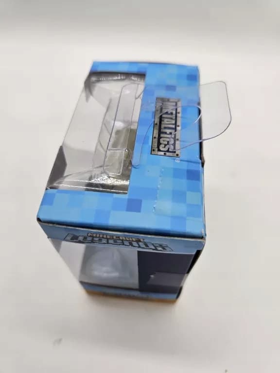 MINECRAFT LEGENDS METALFIGS ZOMBIE FIGURINE